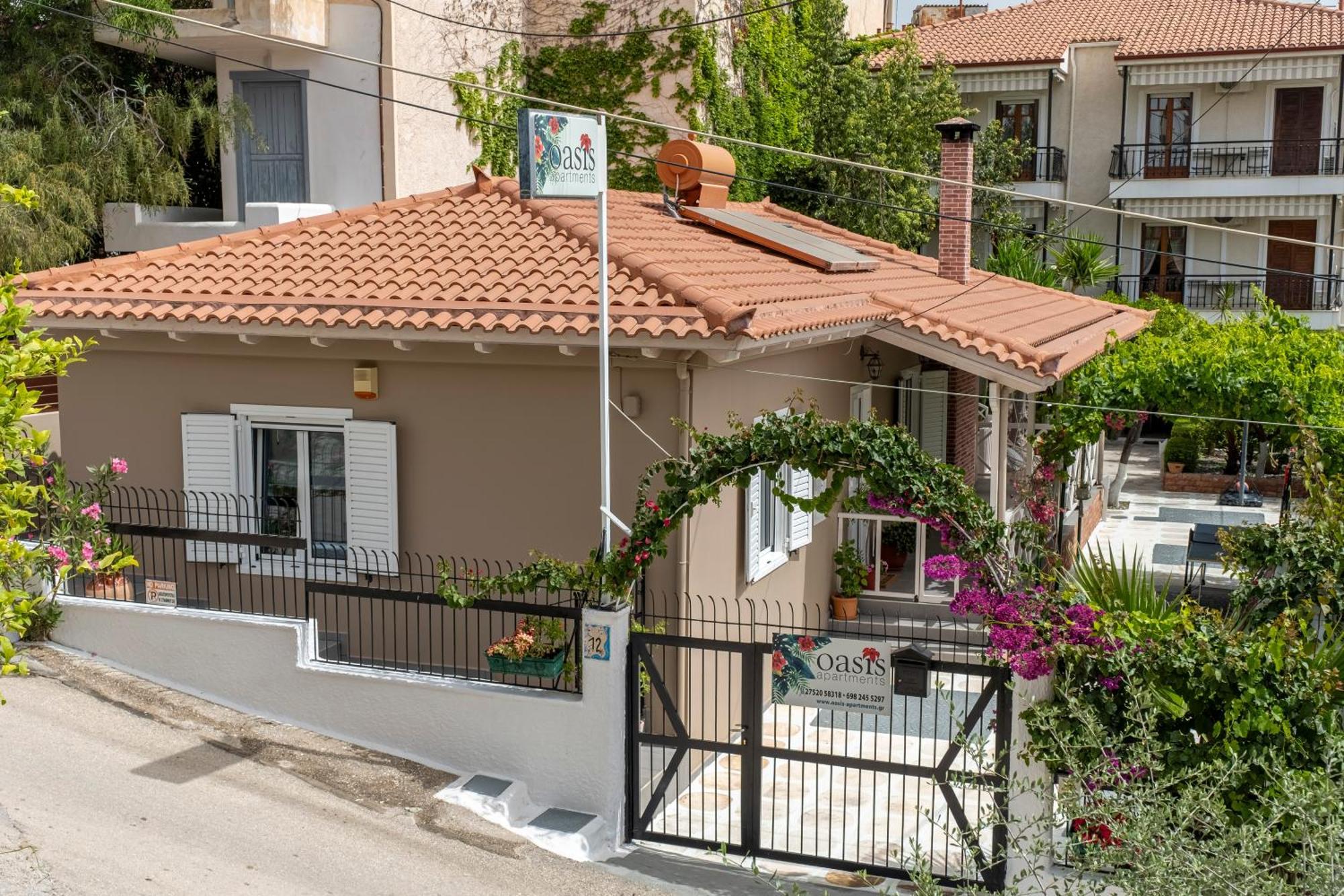 Oasis Home Tolón Buitenkant foto